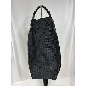 Lululemon Fast Track Convertible Bag Black Mesh Sling Shoulder Backpack Duffel